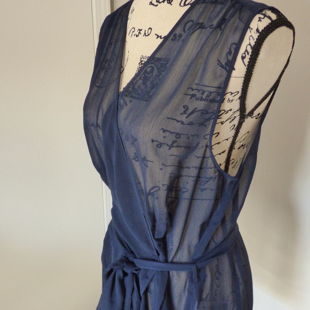 BNWT Banana Republic Sheer Faux Wrap Top Orig $45